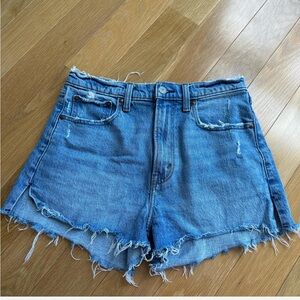 Abercrombie & Fitch Mom Short